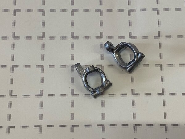 Metall C-Hubs vorne (2) zu 3120/3122