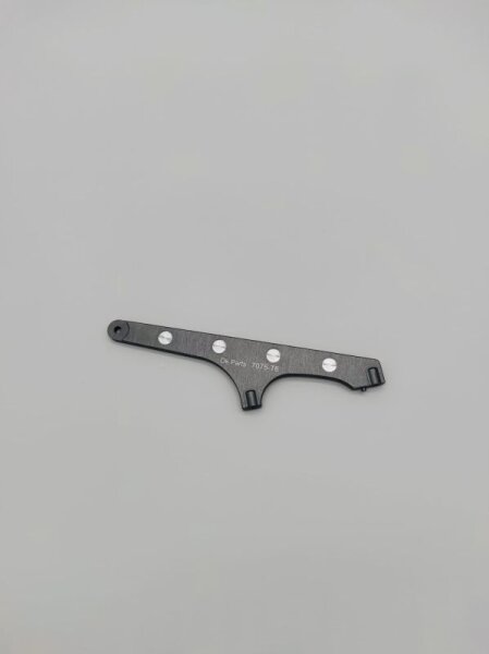 Brace hinten