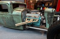 Auspuff-Zoomie-Krümmer Kunststoff für V8-Motor V2