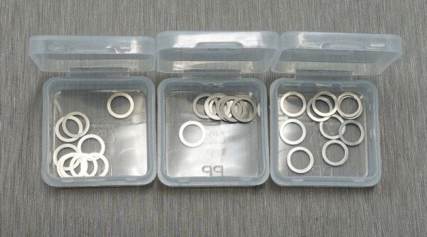 30pcs 5x7x0.1,0.2,0.3 (with 3 small plastics box)
