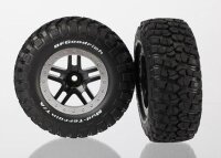 BFGoodrich T/A KM2 auf Felgen schwarz/satin-chrom vorne (2)