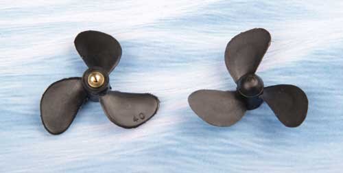 Schiffsschraube 40 mm M4 re. GF-Nylon