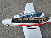 Pilatus PC-21 2,1 m &ndash; Rot/Wei&szlig; + Einziehfahrwerk &ndash; V2