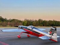 Pilot-RC Extra 330SX &ndash; 103" (2,64 m) 01