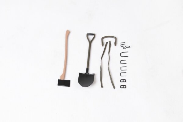 MB Scaler 1:6 - Axt + Schaufel Scale Set
