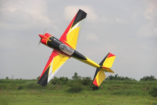 Pilot RC Slick 84" gelb/rot/schwarz 01