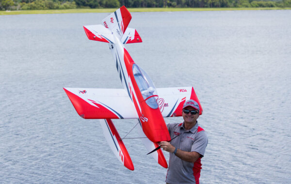 Flex Innovations RV-8 60E G1/G2 FLOAT SET W/STRUTS & LEDS red