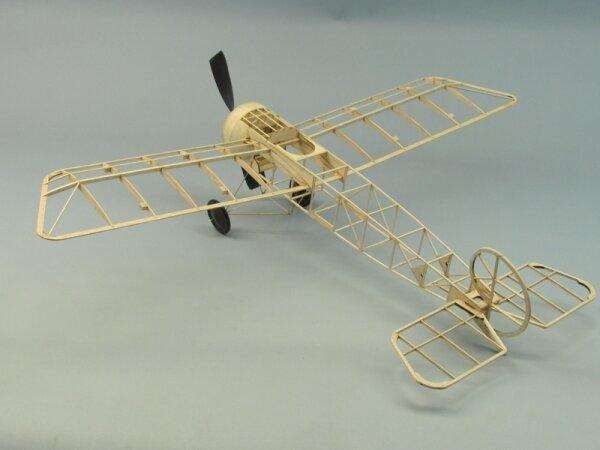 Fokker Eindecker E.III 762 mm lasergeschnitten