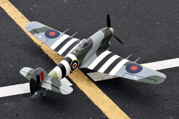FMS Hawker Typhoon PNP 110 cm HEPF Modellbau